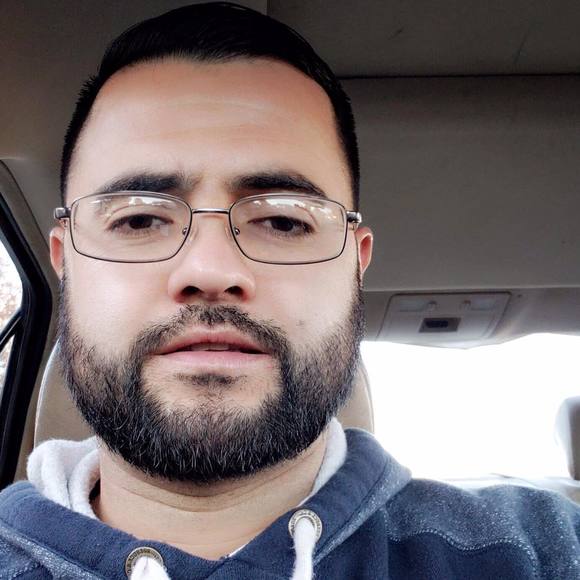 Meet your Posher, Alejandro - Picture 1 of 1